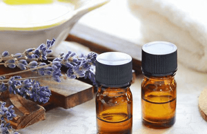 Можно ли использовать эфирные масла в качестве альтернативной и поддерживающей роли в устранении перхоти? Эфирное масло в борьбе с перхотью